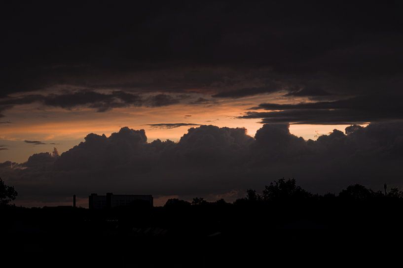 Setting sun by Erwin Schenk