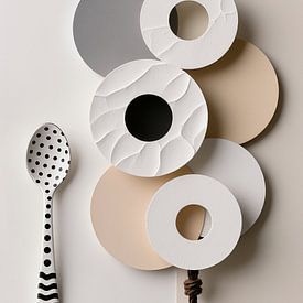 Eggzhibit - s04-02b by Aimelle ML