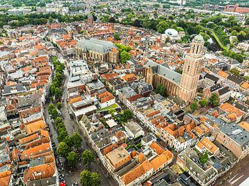 Zwolle van boven tijdens een zomerse zonsondergang van Sjoerd van der Wal Fotografie