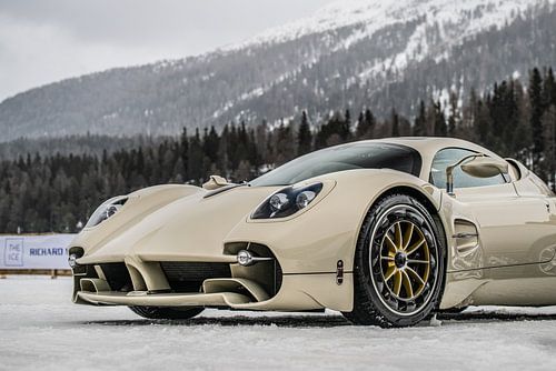 Pagani Utopia
