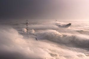 Storm bij Vlissingen van Thom Brouwer