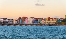 Handelskade, Willemstad (Curacao) van Kees Hasenaar