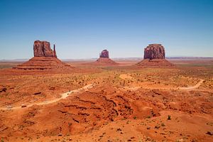 MONUMENT VALLEY Famous Rocks