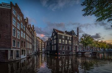 Amsterdam Oudezijds Voorburgwal by Mario Calma