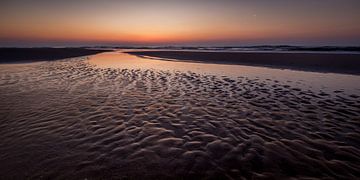 Zandbergen bij zonsondergang van peterheinspictures