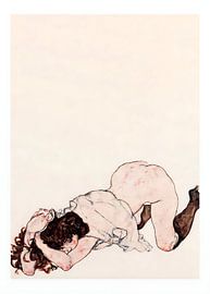 KNEELING GIRL RESTING ON BOTH ELBOWS by Resin Std