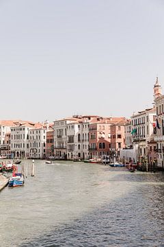 Venetië Italië van Amber den Oudsten