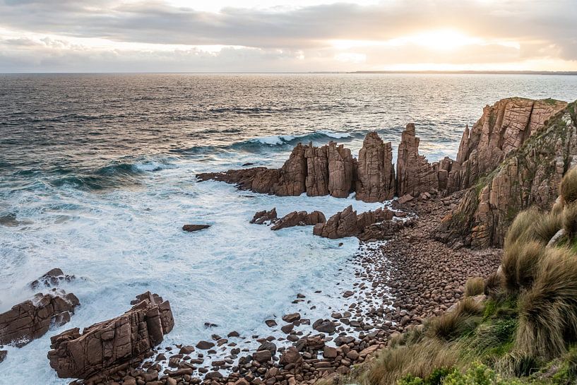 Rotsformatie op Phillip Island, Australië van Mark Thurman