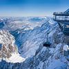 Blick von der Zugspitze über das Höllental nach Garmisch-Partenkirchen von t.ART