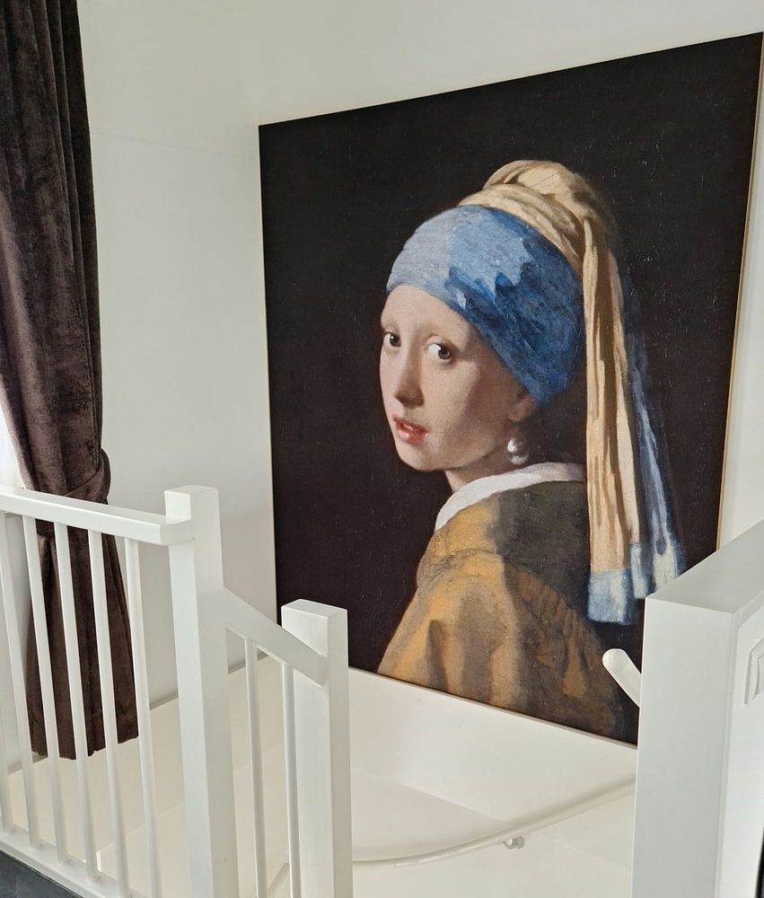 Girl with a Pearl Earring - Vermeer painting 