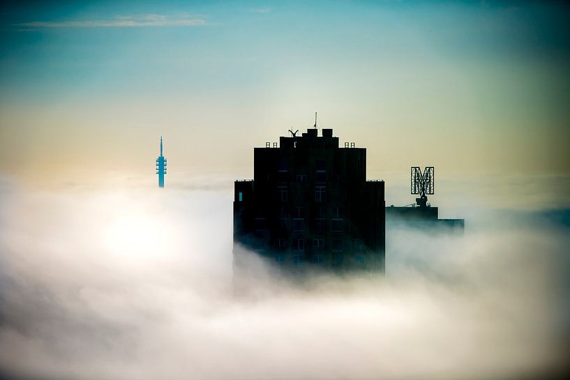 Rotterdam im Nebel von Frank de Roo