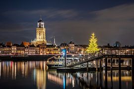 Zicht op Deventer van Nico Dam