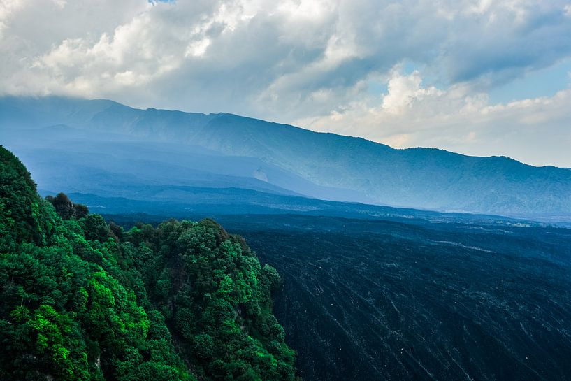 Vulkanische velden op de Etna van Ilse Fokker