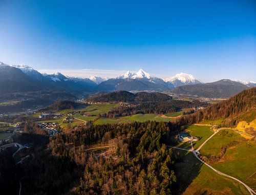 Sprookjesachtig uitzicht over het Berchtesgadener Land en de Watzmannberg