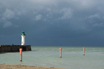 De vuurtoren van Saint-Valery-en-Caux van Miss Dee Photography