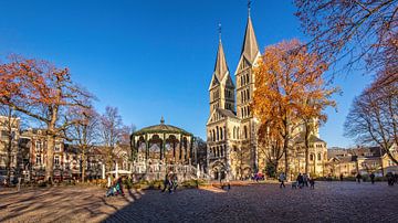 Munsterkerk Roermond by Rob Boon