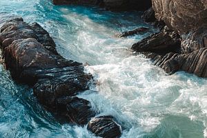 Vagues de mer entre les falaises sur Besa Art