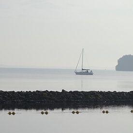 Zeilboot op het Gooimeer van Esther De Schot