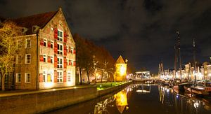 Thorbeckegracht im Stadtzentrum von Zwolle bei Nacht von Sjoerd van der Wal Fotografie