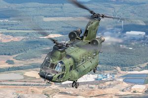 D-667, eine CH-47 Chinook der Royal Air Force Luft-Luft fotografiert über Belgien.