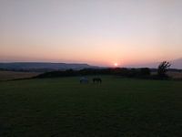 Zonsondergang bij de kampeer 