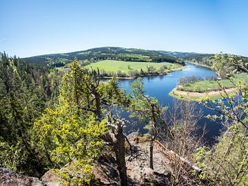 Blick Auf die Saale in Thüringen