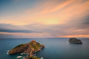 Sonnenaufgang in San Juan de Gaztelugatxe, Baskenland, Spanien