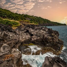 Küste  im Sonnenuntergang, Le Phare du Vieux-Fort, Guadeloupe von Fotos by Jan Wehnert