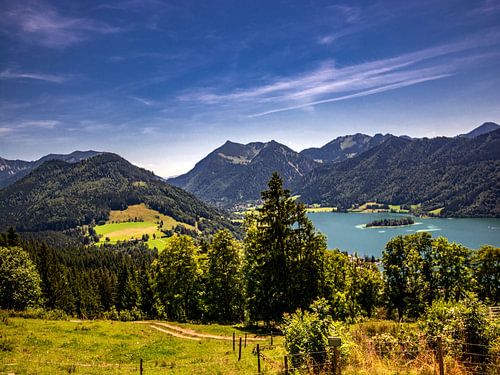 BAVARIA : UITZICHT VANAF DE SCHLIERBERGALM