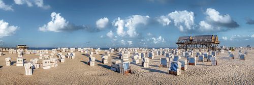 Zomerstrand van Sankt Peter Ording aan de Noordzee