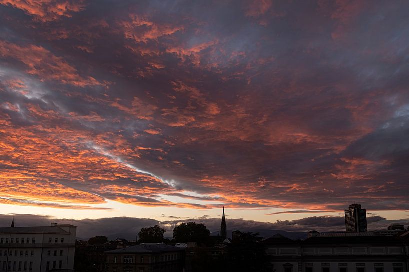 Zonsondergang panorama Mulhouse van Richard Wareham