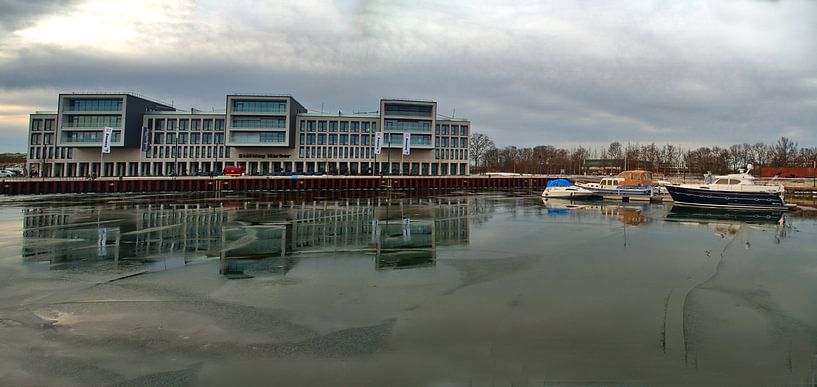 Port d'hiver par Edgar Schermaul