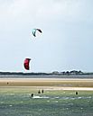   kitesurfers terschelling   von Jessica Berendsen Miniaturansicht