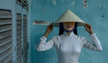 Vietnam, Der Non La und der Ao dai in Hoi An