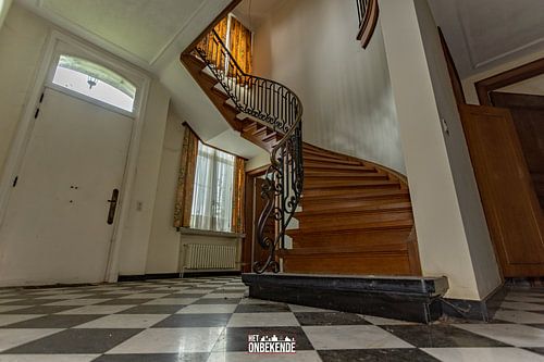 Luxury staircase.