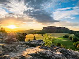 Quirl in der Sächsischen Schweiz - Aussicht Richtung Pfaffenstein von Pixelwerk