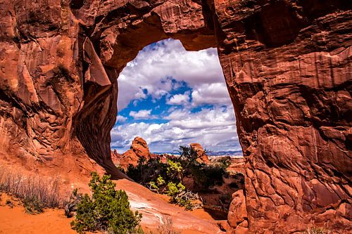 Look at the rocks Window Arch, Arches NP, USA by Rietje Bulthuis