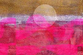 Sonnenuntergang. Abstrakte Landschaft in Neonpink und Dunkelgold von Dina Dankers
