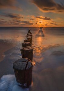 Zonsondergang aan het Wad op Ameland van Dennie Jolink