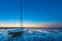 Boat on dry land in the blue hour at Roelshoek