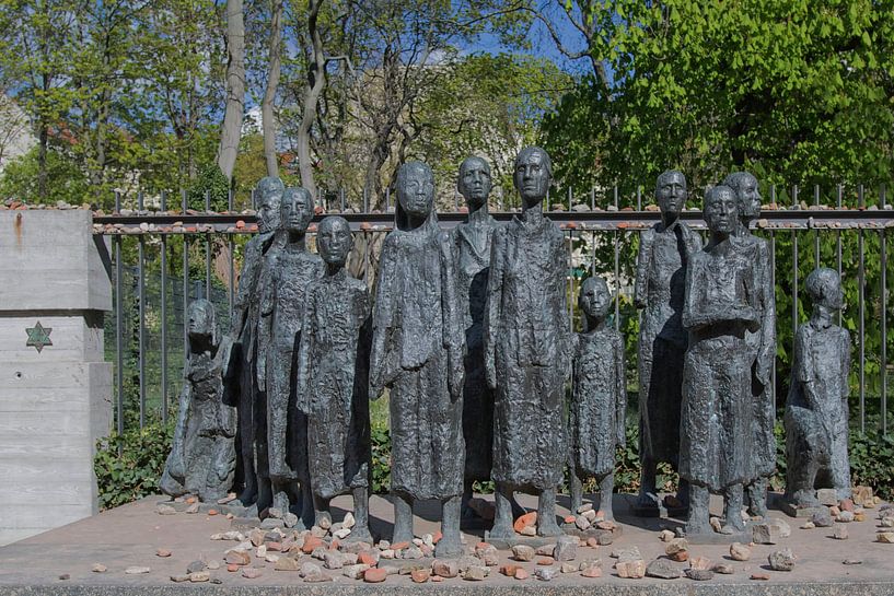 Monument in  Berlijn voor 2507 Joodse medemensen van Peter Bartelings