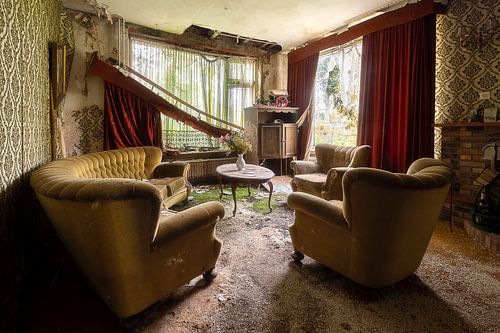 Salon abandonné à Decay.