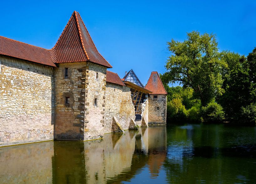 Mittelalterliche Stadtmauer von Weißenburg in Bayern von ManfredFotos