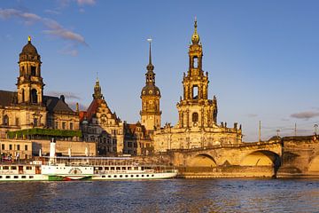 Zonsopgang in Dresden van Walter G. Allgöwer