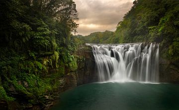 The beautiful Shifen waterfall in the north of Taiwan near the capital Taipei. by Jos Pannekoek