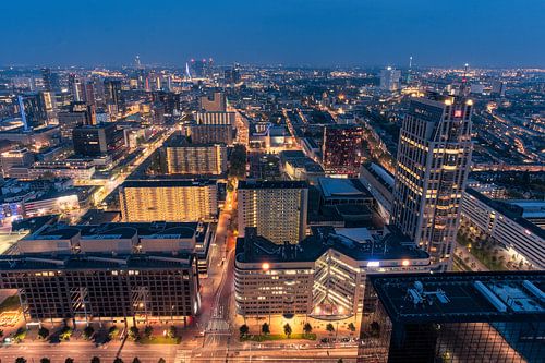 Rotterdam tijdens blue hour