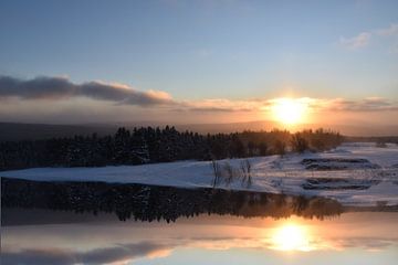 Un lever de soleil un matin froid de février sur Claude Laprise
