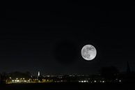 Amersfoort Vroeg op Super maan over Amersfoort van Rob Gipman thumbnail
