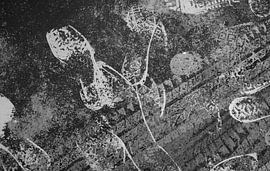 Voetstappen en autobanden