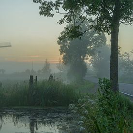 Zonsopkomst in de polder bij de Boezemmolen no.6 in Haastrecht van Rossum-Fotografie